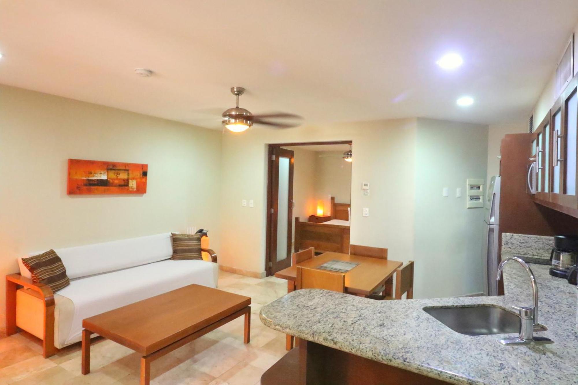Acanto Hotel Playa Del Carmen, Trademark Collection By Wyndham Экстерьер фото